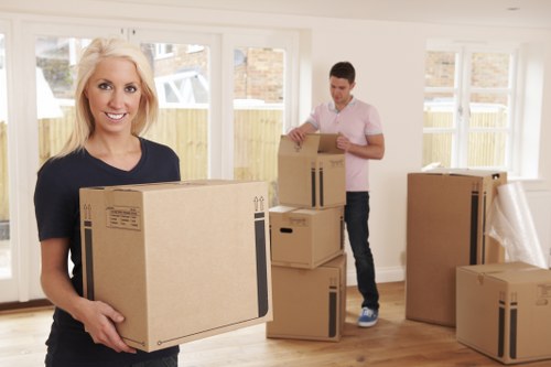 Knightsbridge moving truck planned for central London access