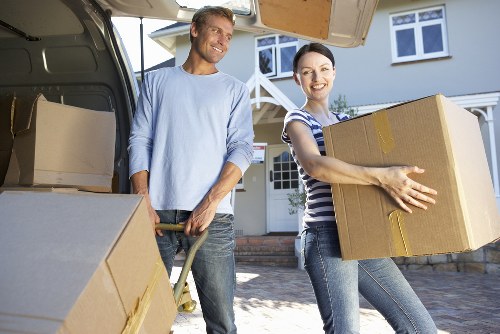 Professional removal truck service for apartments and townhouses in Knightsbridge